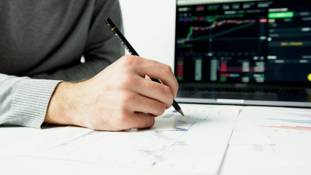 Day Trading Canada offers the Best day trading platforms in CA